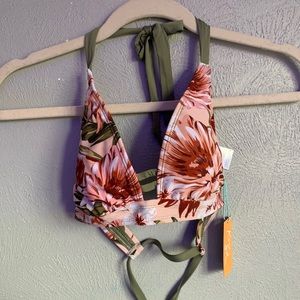 Floral bikini!